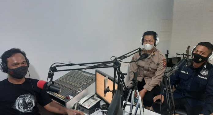 Melalui Talkshow, Bidhumas Polda Banten Sosialisasikan Aplikasi Layanan Polisi 110