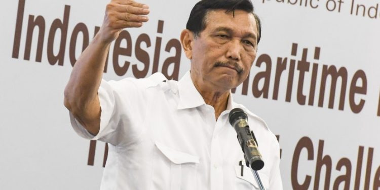 Luhut: PPKM Darurat Turunkan Mobilitas Masyarakat