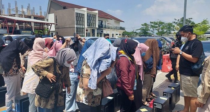Banyaknya Keluhan, Presiden Jokowi Setop Sementara Perijinan Pinjol Baru