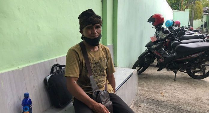 Pelayanan Tak Maksimal, Bacakades di Probolinggo Mengeluh