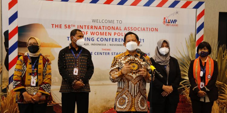 Mendagri Harap Polisi Wanita Ambil Peranan Penting Di Pusat Panggung Kepolisian