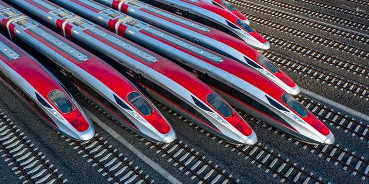 LRT Jabodebek Terapkan Tarif Maksimal Rp 20 Ribu, Bagaimana Respon Warganet?