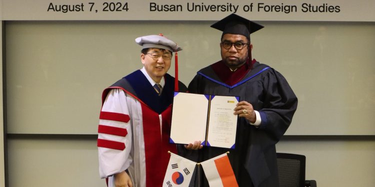 Prof. Dr. Ali Mochtar Ngabalin Tegakkan Moderasi Beragama melalui Rumah Ibadah Menciptakan Kedamaian dan Keharmonisan Antarumat