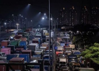 Kemacetan Horor di Tanjung Priok Akibat Lonjakan Volume Kendaraan