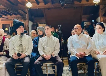 Pertemuan Maia Estianty dan Mulan Jameela di Siraman Al Ghazali Curi Perhatian