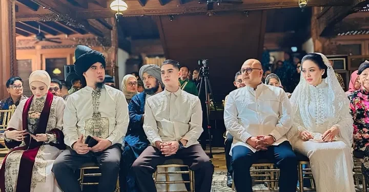 Pertemuan Maia Estianty dan Mulan Jameela di Siraman Al Ghazali Curi Perhatian