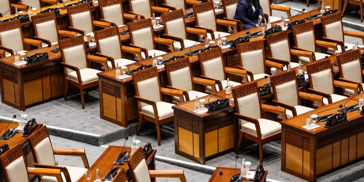 Latar Belakang Pendidikan Anggota DPR jadi Sorotan, 63 Orang Lulusan SMA, 211 Orang Tak Mencantumkan