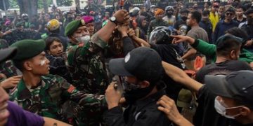 aksi-unjuk-rasa-di-mako-brimob-kwitang