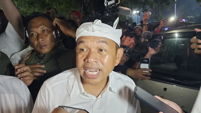 Gubernur Jabar Dedi Mulyadi Siapkan Program Pembinaan Siswa Bermasalah di Barak Militer