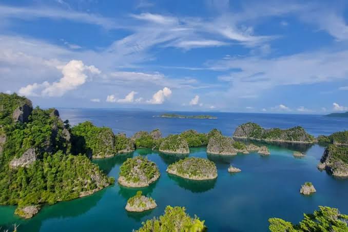 Raja Ampat Surga Dunia yang Harus Dijaga, Bukan Dieksploitasi