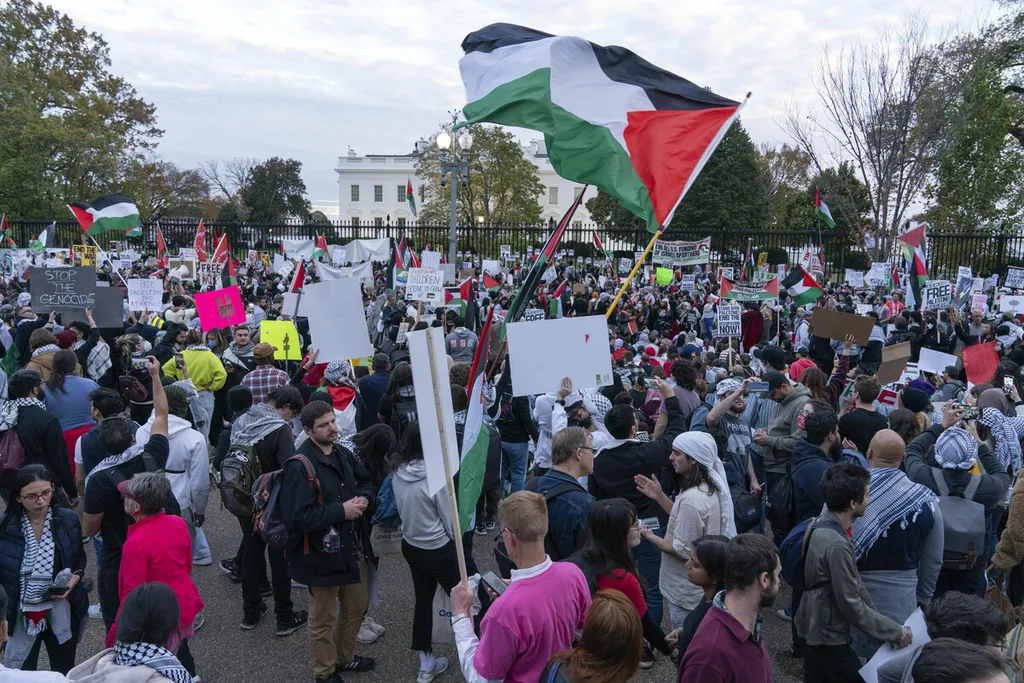 Ribuan Aktivis Dunia Bergerak Menuju Gaza, Desak Penghentian Agresi Israel