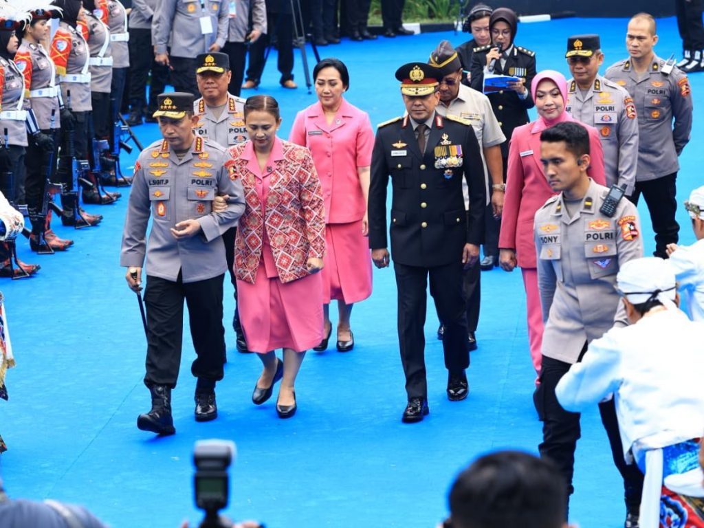 Pelepasan purnatugas Komjen (Purn) Ahmad Dofiri di STIK Jakarta.