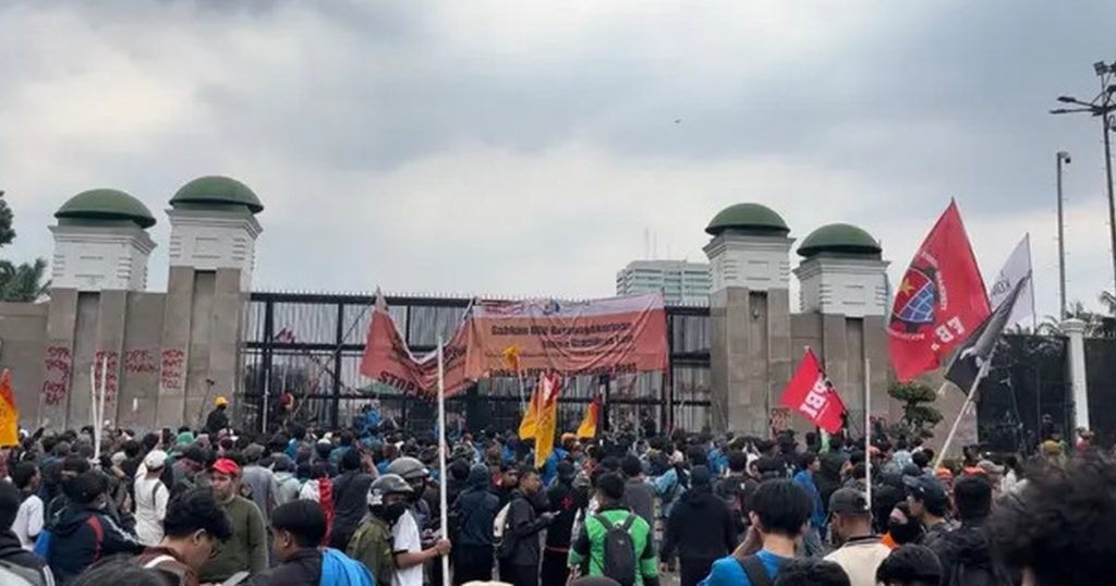 BEM SI Kerakyatan Batalkan Demo “Indonesia C(emas) Jilid II”, Tunda Hingga Waktu yang Tepat