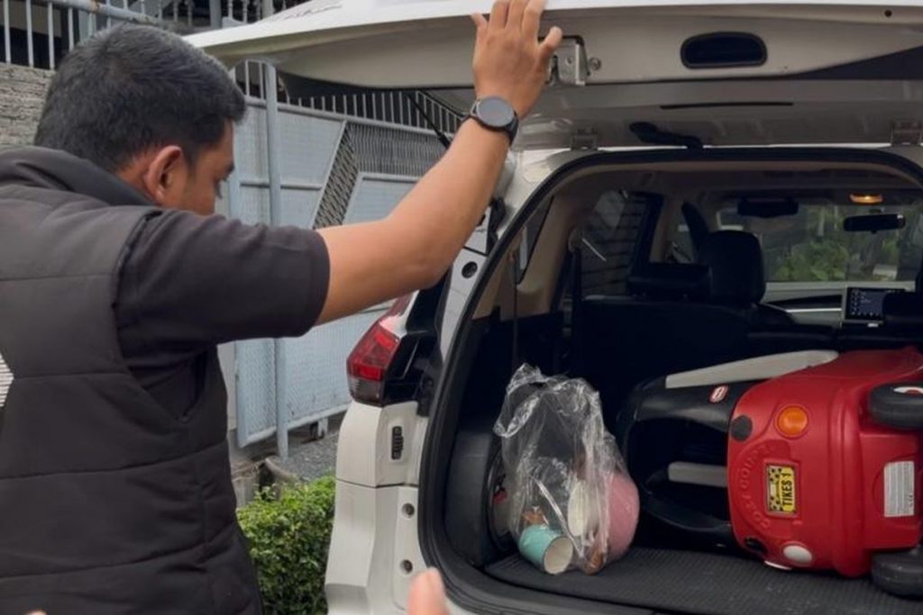 Sri Mulyani Minta Maaf Usai Rumah Dijarah, Warga Mulai Kembalikan Barang-Barang